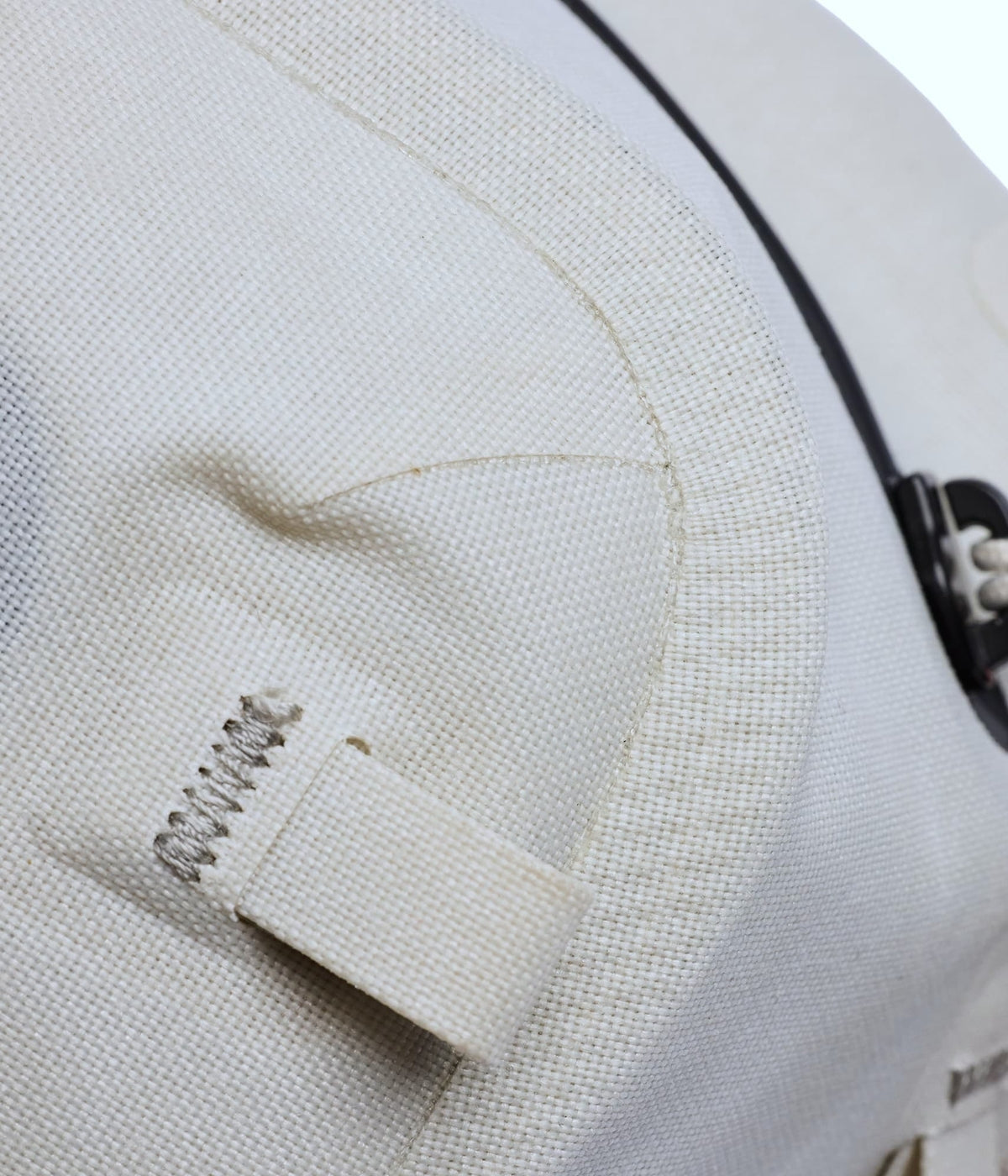 #color_Future White