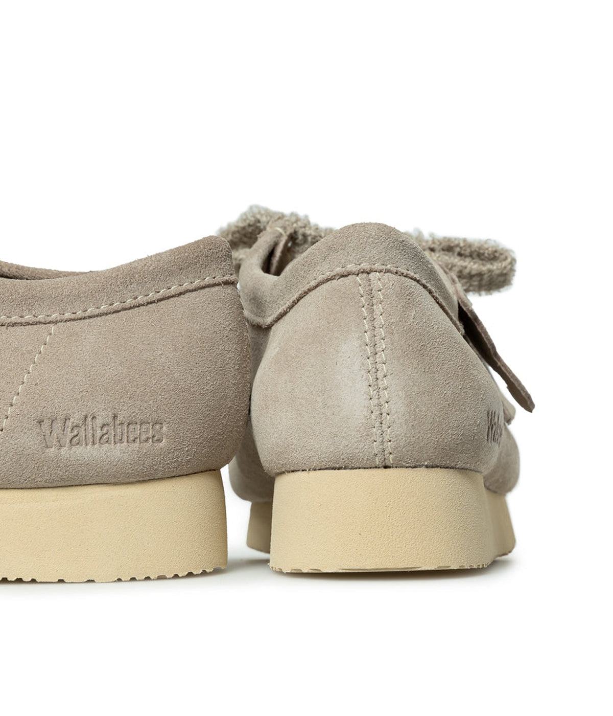 Clarks Men's Wallabee 2604 | Green Suede & Vibram® Sole | NEON Canada