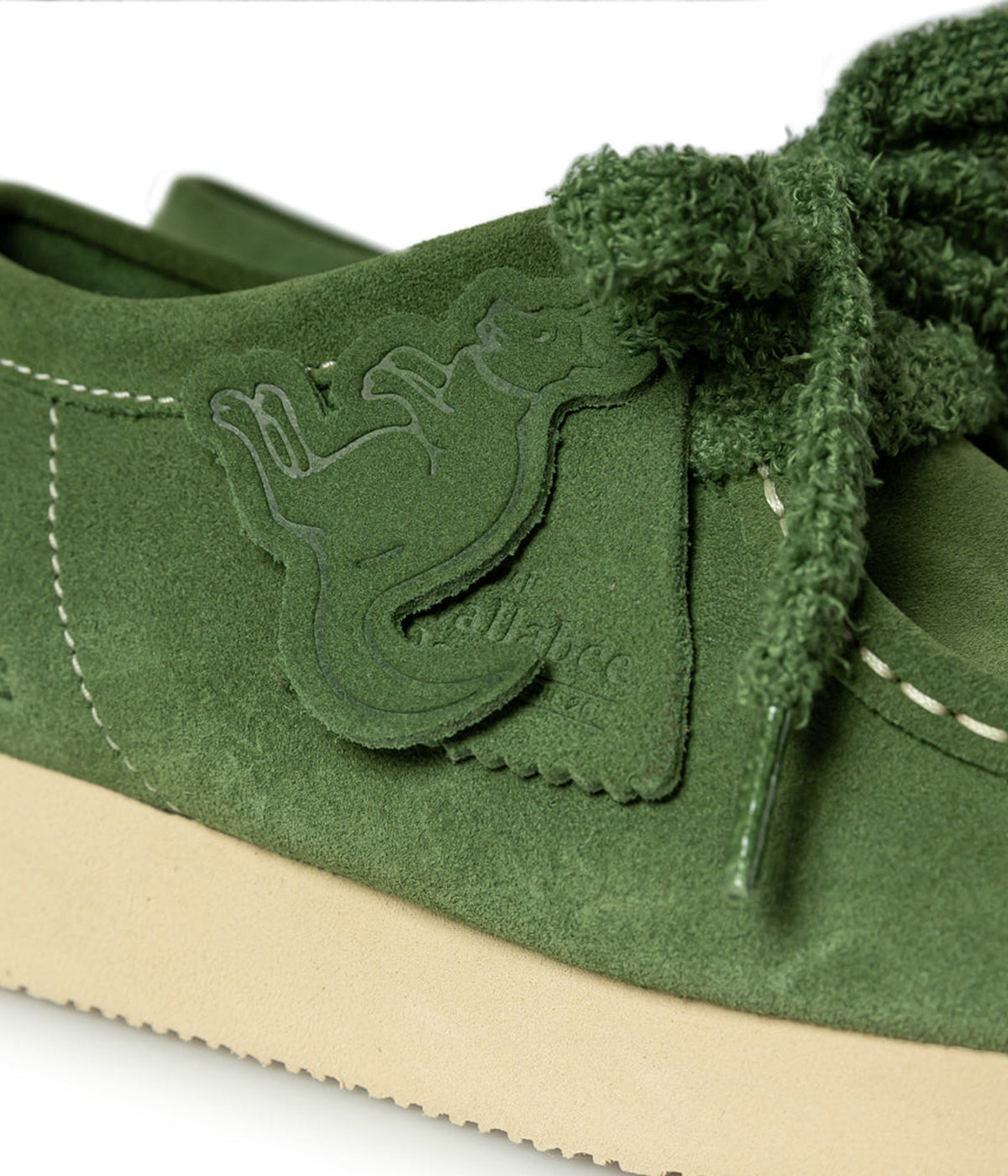 Clarks Men's Wallabee 2604 | Green Suede & Vibram® Sole | NEON Canada