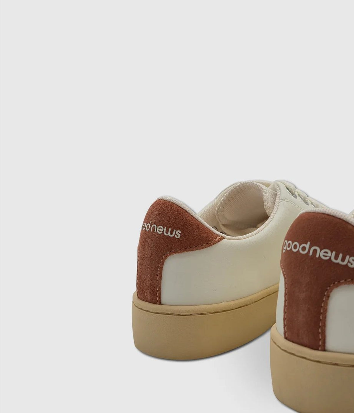 #color_White / Brick