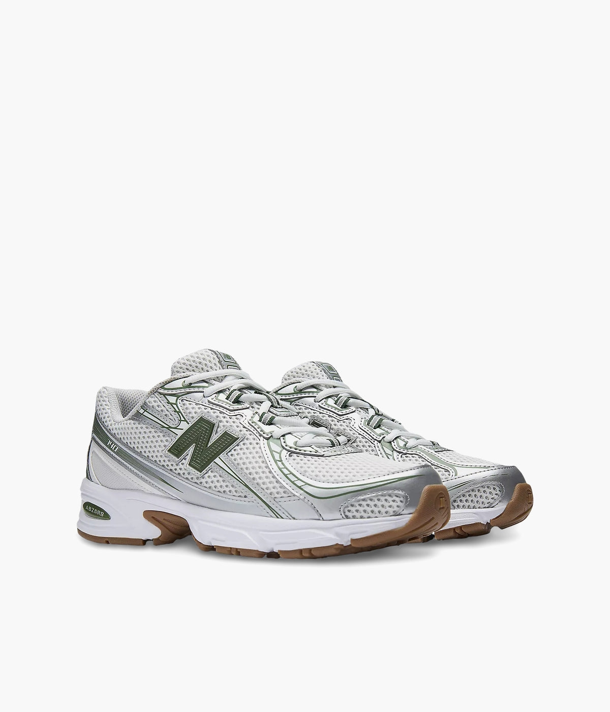 #color_Grey Matter with Dark Alpine Green and Reflection