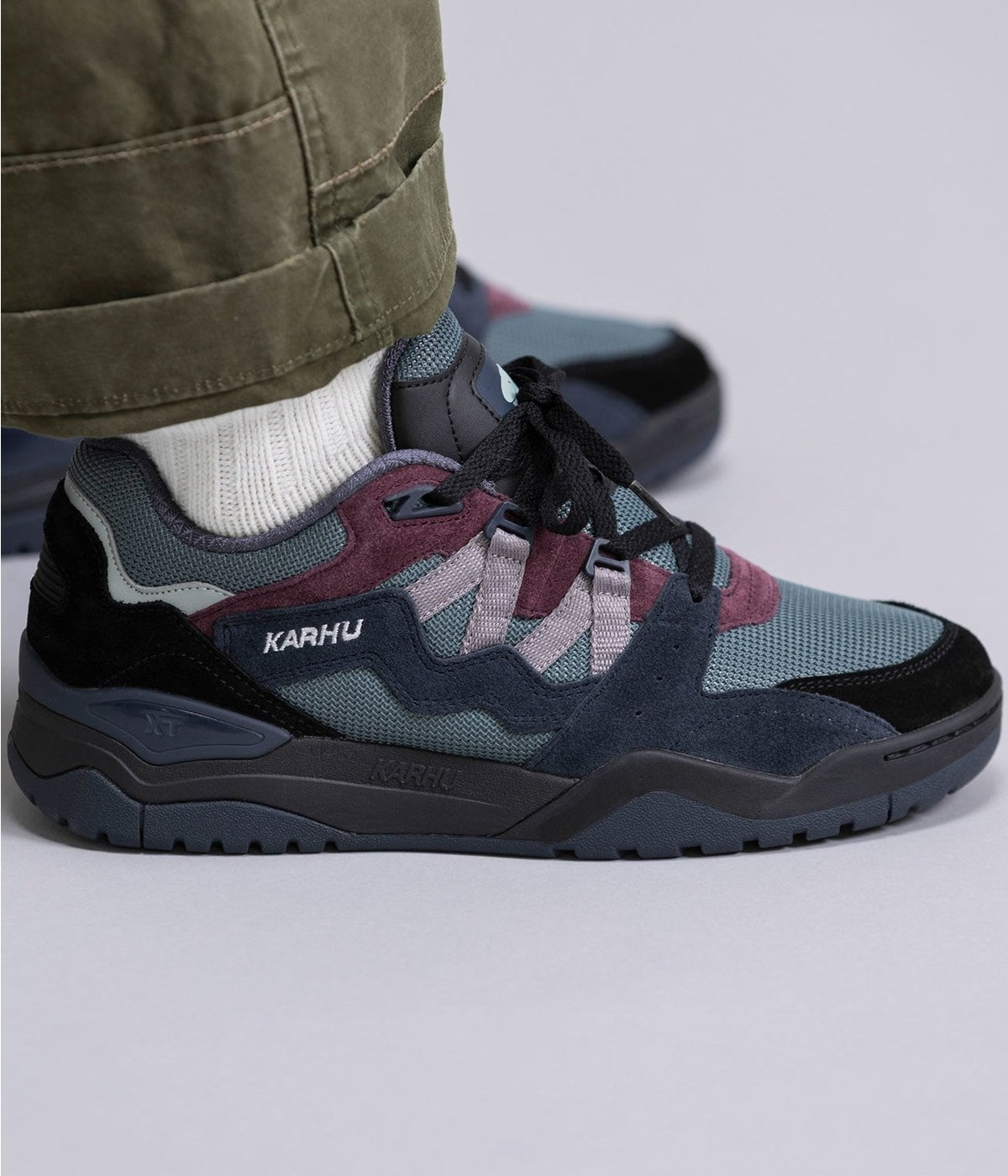 #color_Jet Black / Gull