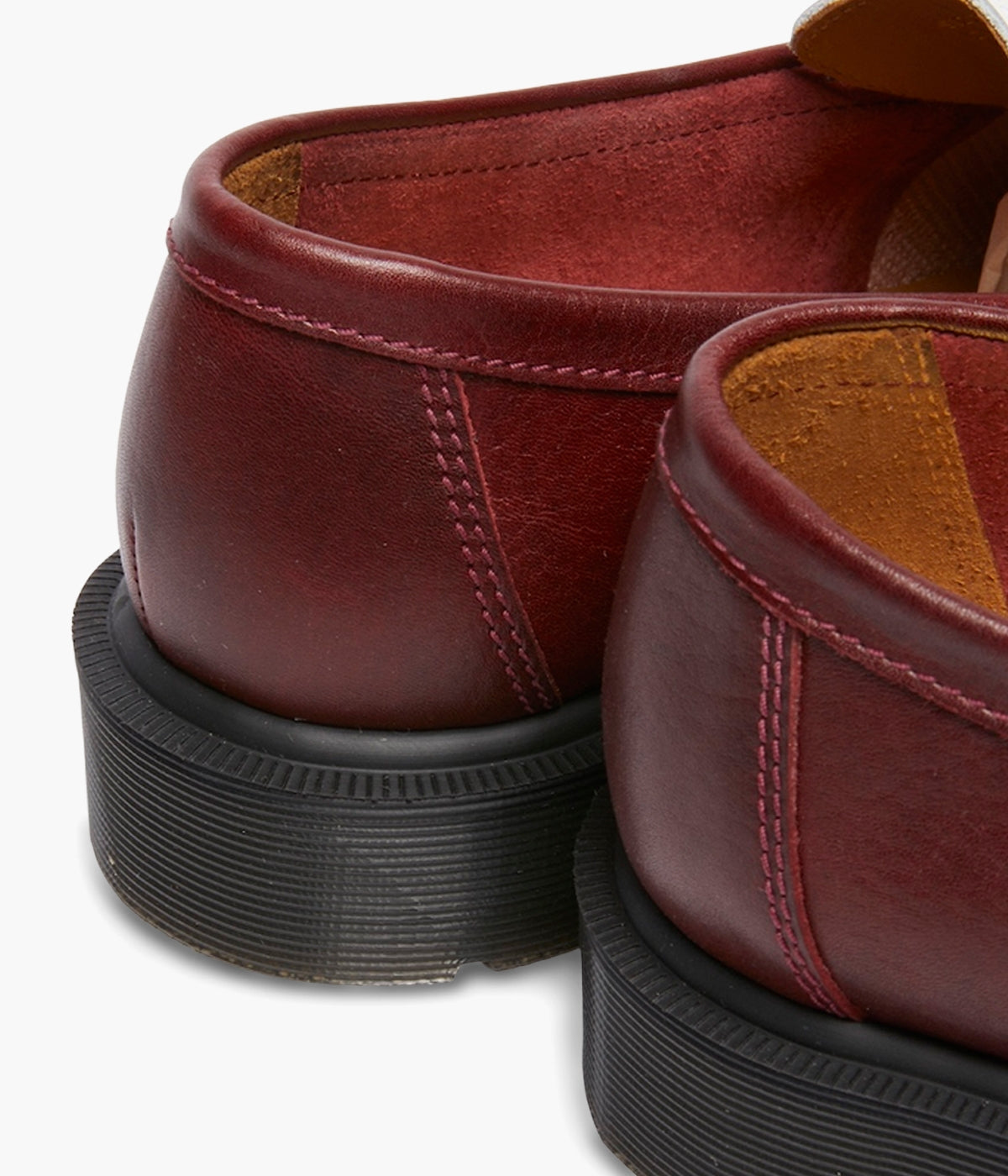 #color_Burgundy / White