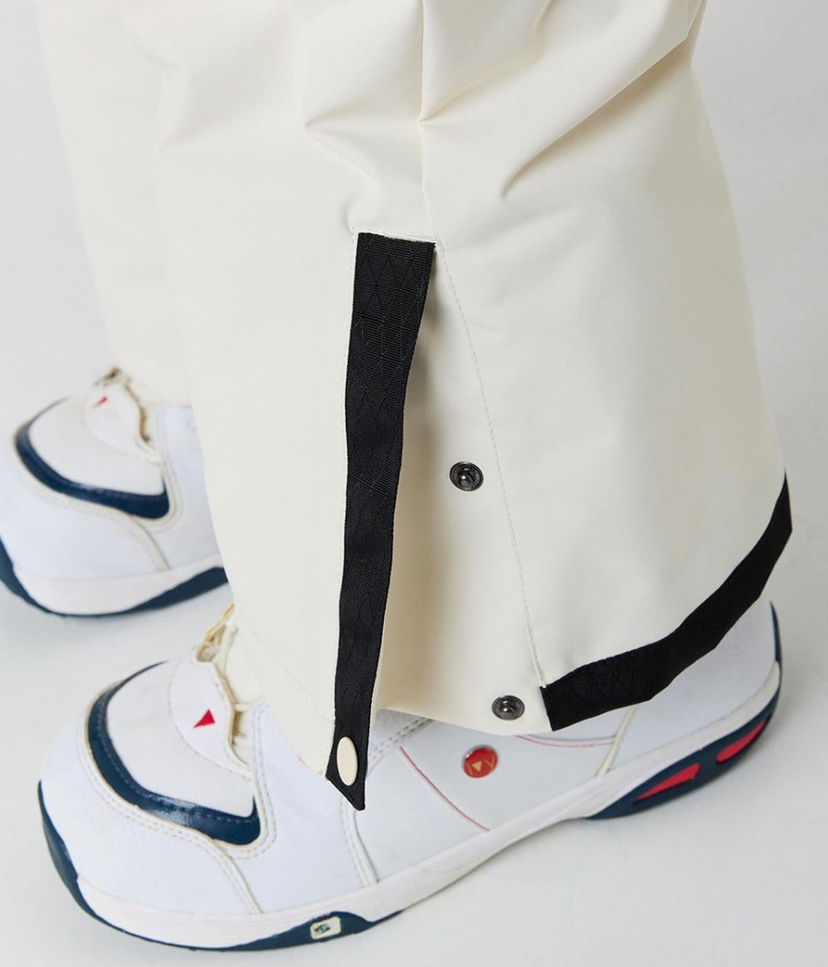 #color_off white