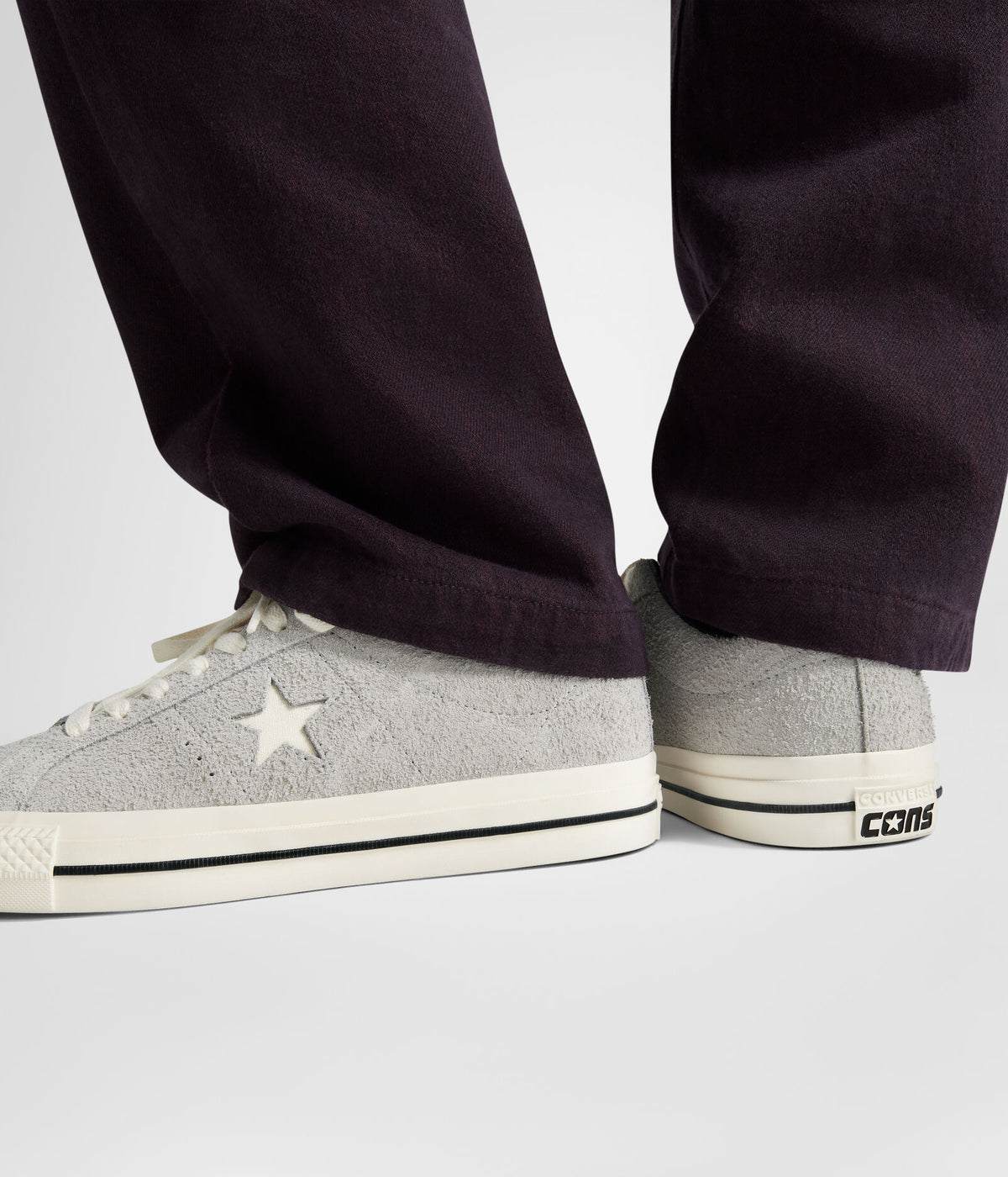 #color_Ash Grey/Egret/Black