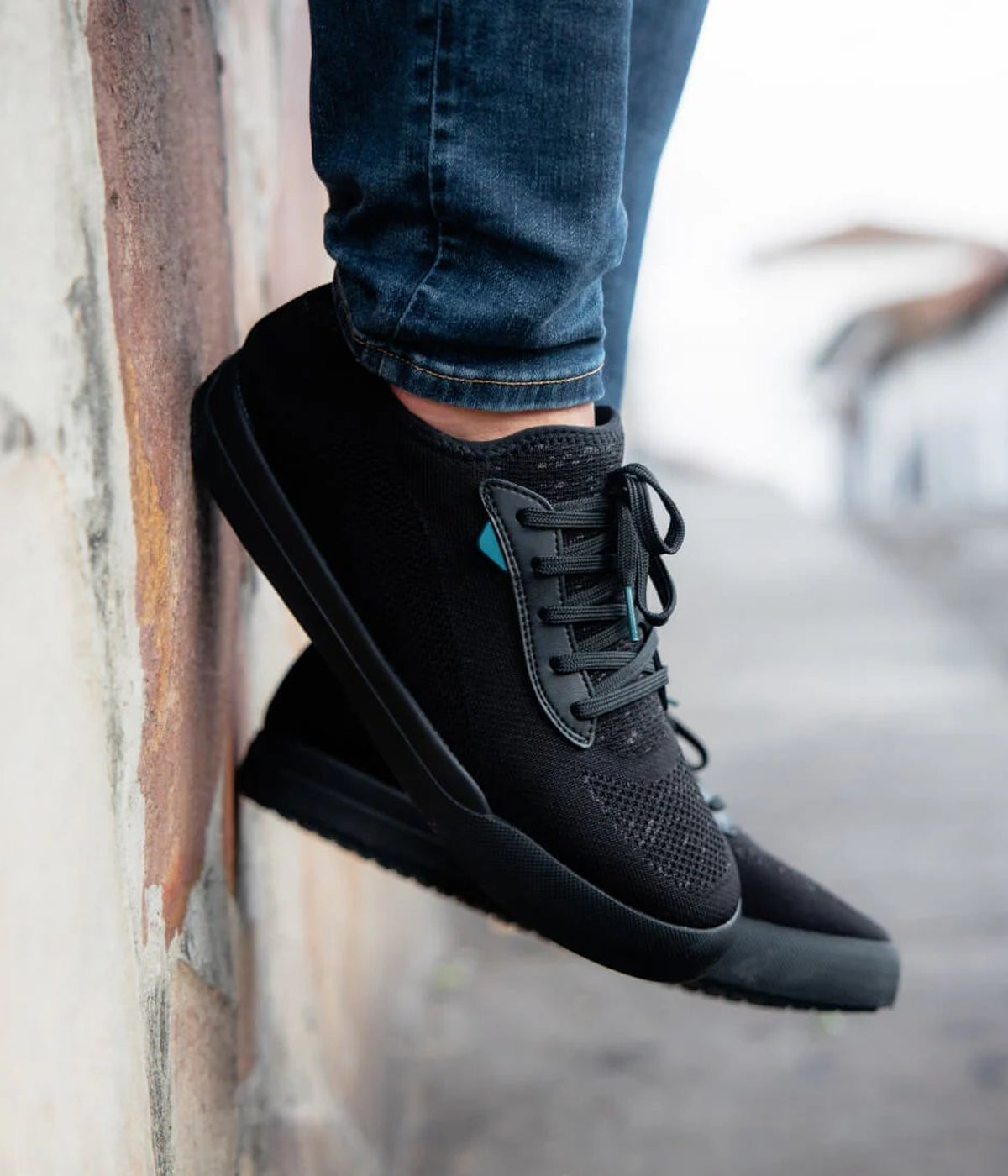 #color_Asphalt Black On Black