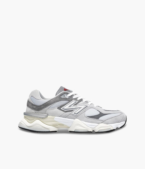 #color_Raincloud With Castlerock With White