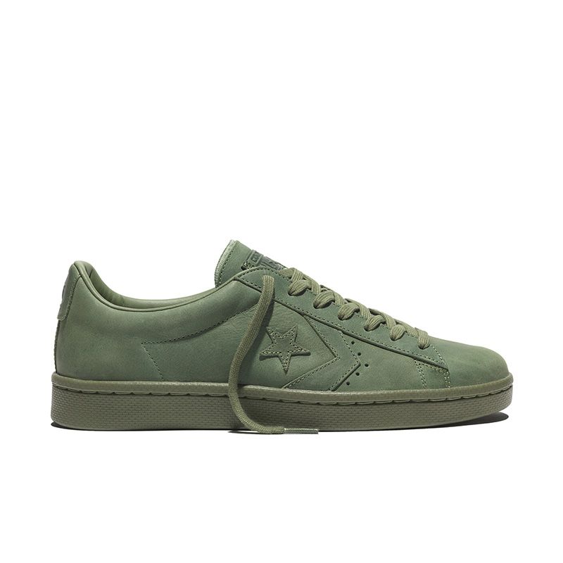 Converse Pro Leather '76 Mono Low Top in Fatigue Green