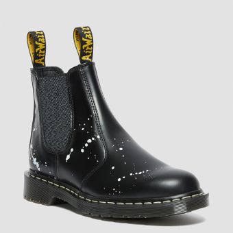 Dr. Martens 2976 Neighborhood Leather Chealsea Boots in Black