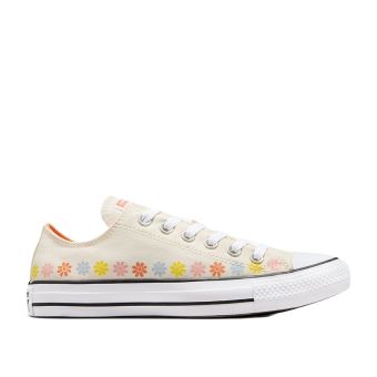 Chuck Taylor All Star Floral in Egret/Pale Magma/Cloudy Daze