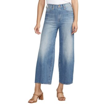 Silver Jeans Highly Desirable Straight Jeans in Indigo