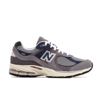 New Balance Unisex 2002R in Navy With Castlerock And Shadow Grey