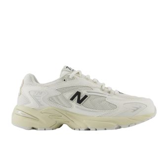 New Balance Unisex ML725V1 in Sea Salt with Phantom and Bone