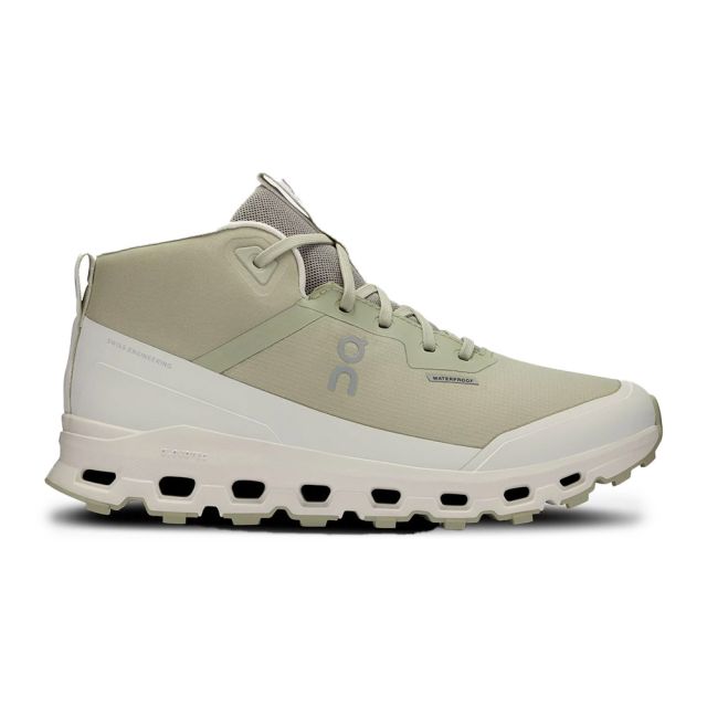 ON Footwear Women's Cloudroam Waterproof in Chalk/Ice