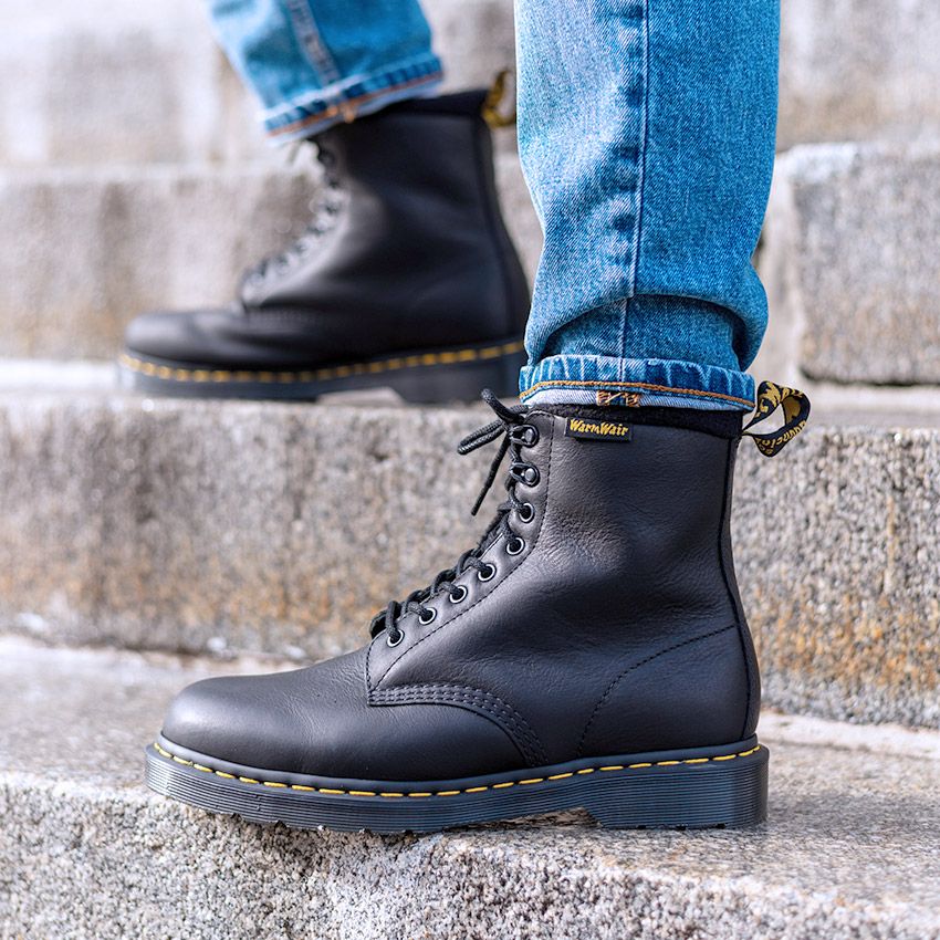 Dr. Martens Jaimes Leather Harness Chelsea Boots in Black | NEON Canada