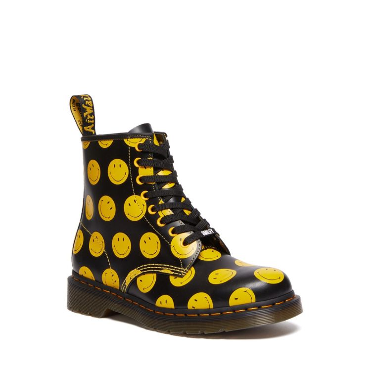 Dr martens adventure hot sale time boots