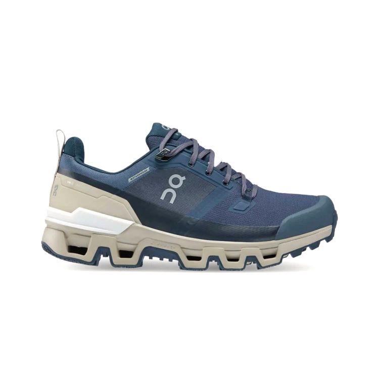 ON Women's Cloudwander Waterproof in Navy/Desert | NEON Canada